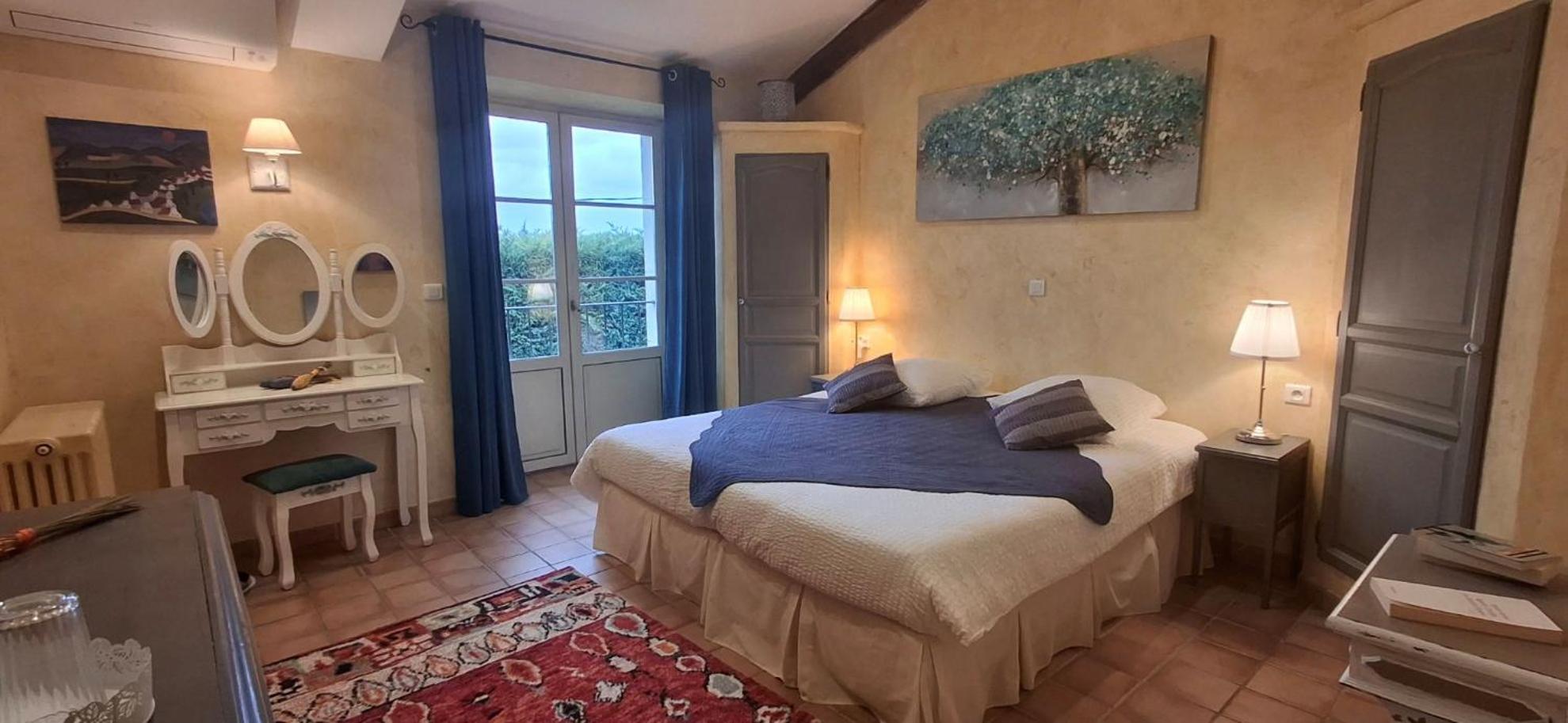 La Bastide Des Amouriers Caumont-sur-Durance Exterior photo